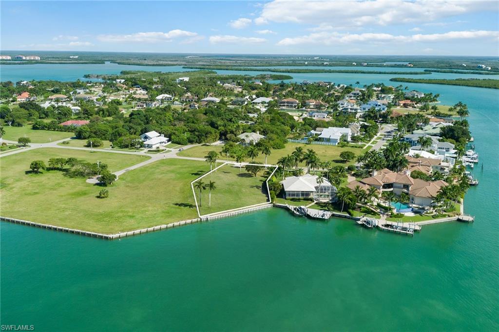 1028 Inlet DR