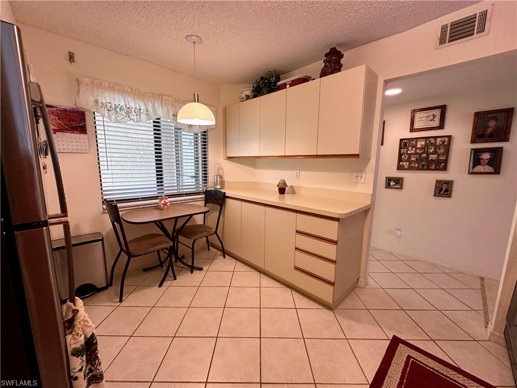 Kitchen with breakfast area