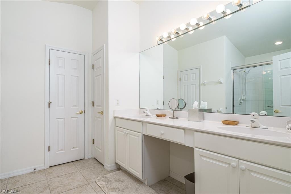 10082 Oakhurst WAY photo 12