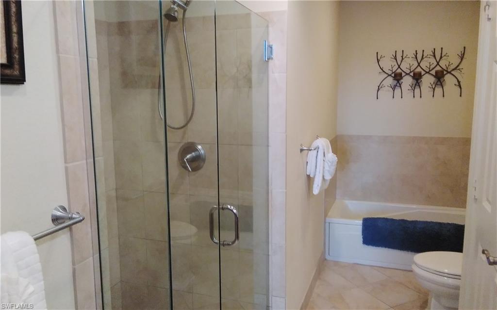 5076 Annunciation CIR 2206 photo 16