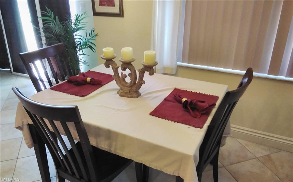 5076 Annunciation CIR 2206 photo 10