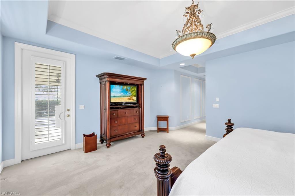 545 Avellino Isles CIR 102 photo 12
