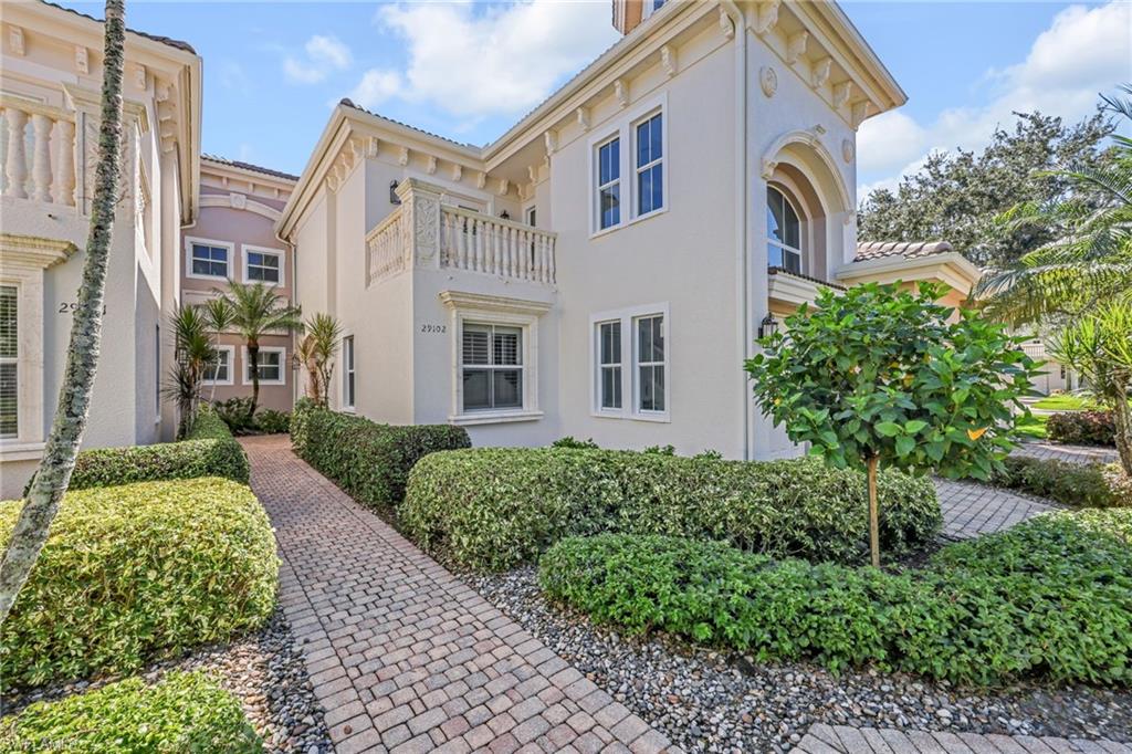 545 Avellino Isles CIR 102