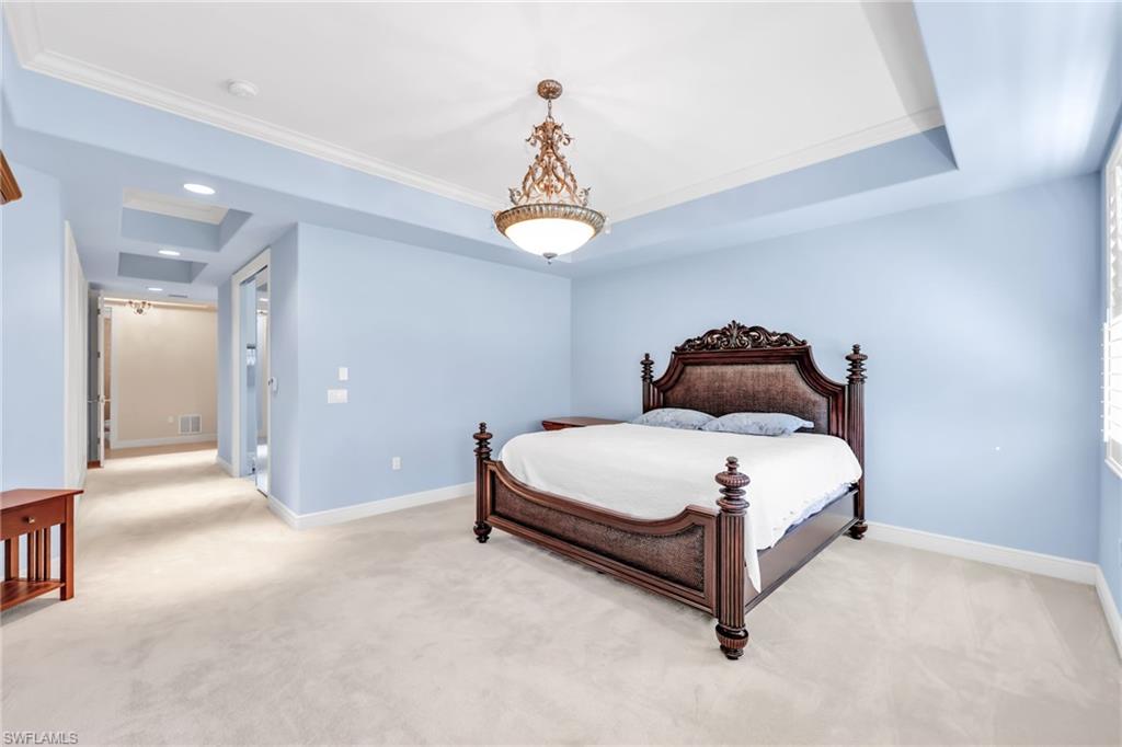 545 Avellino Isles CIR 102 photo 11