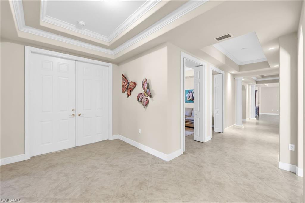 545 Avellino Isles CIR 102 photo 19