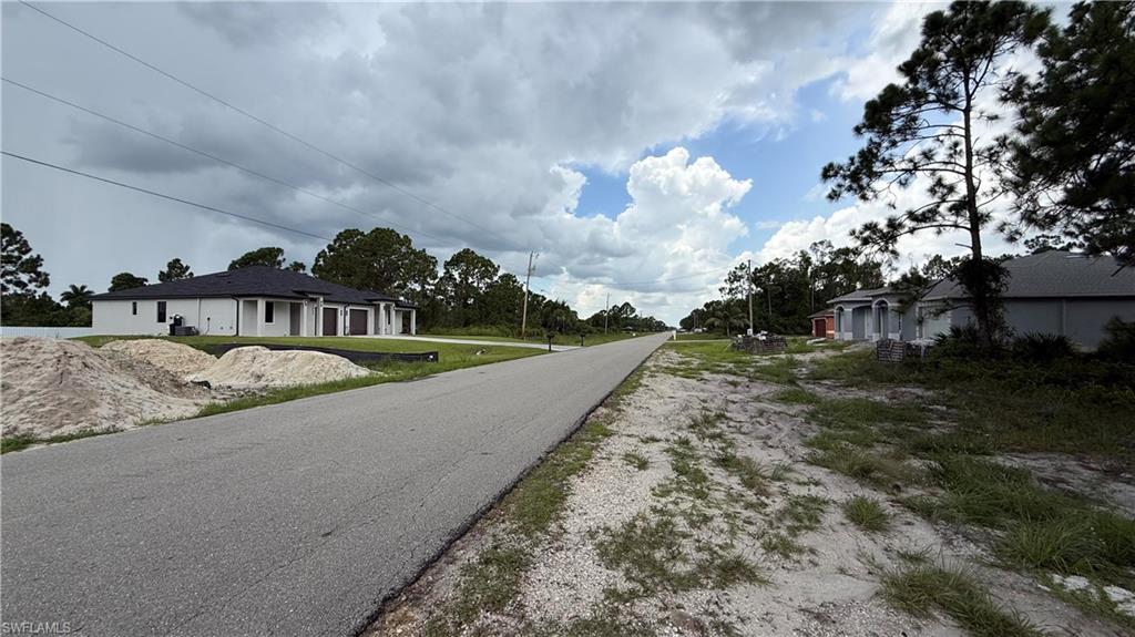 1077 Jaguar BLVD photo 9