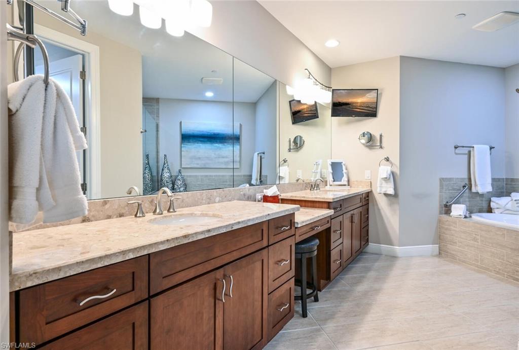 2764 Tiburon BLVD E 3-101 photo 29