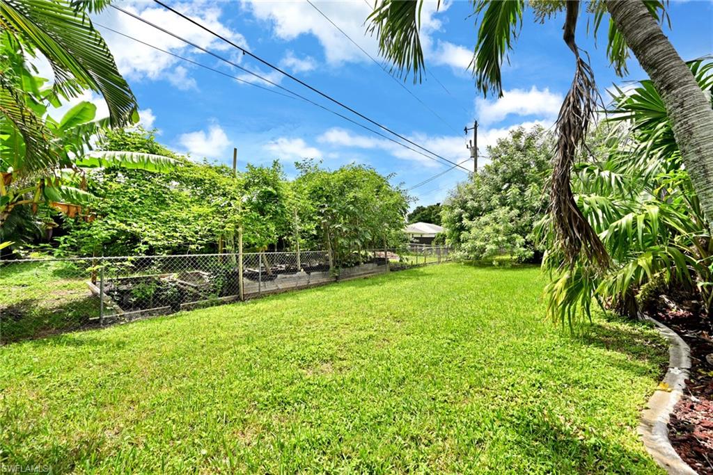 1712 Beach PKWY W photo 28
