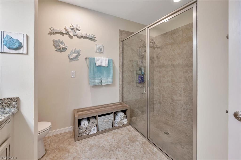 14940 Edgewater CIR photo 22