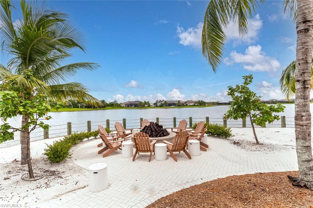 14940 Edgewater CIR photo 36