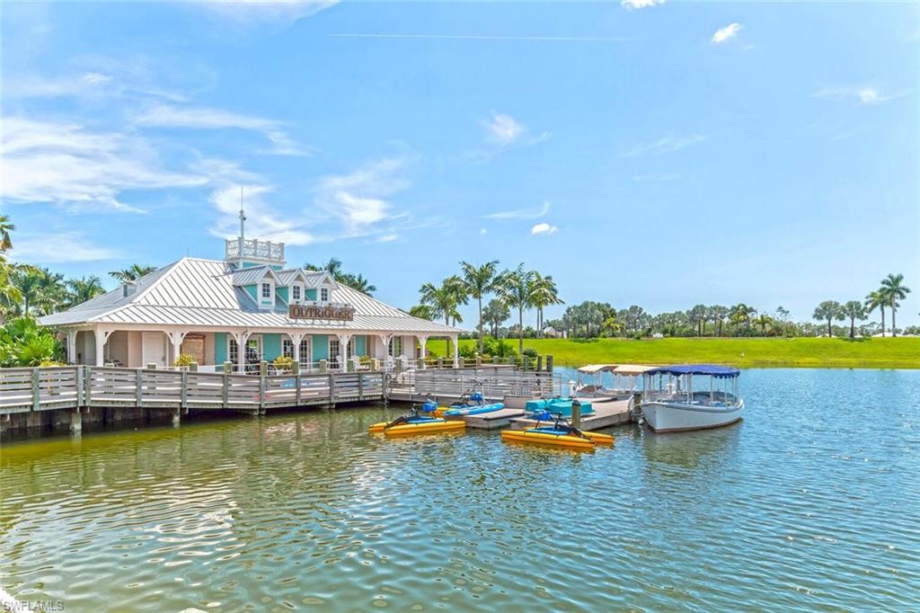 Paddle boats & kayaks available to tour the lake.