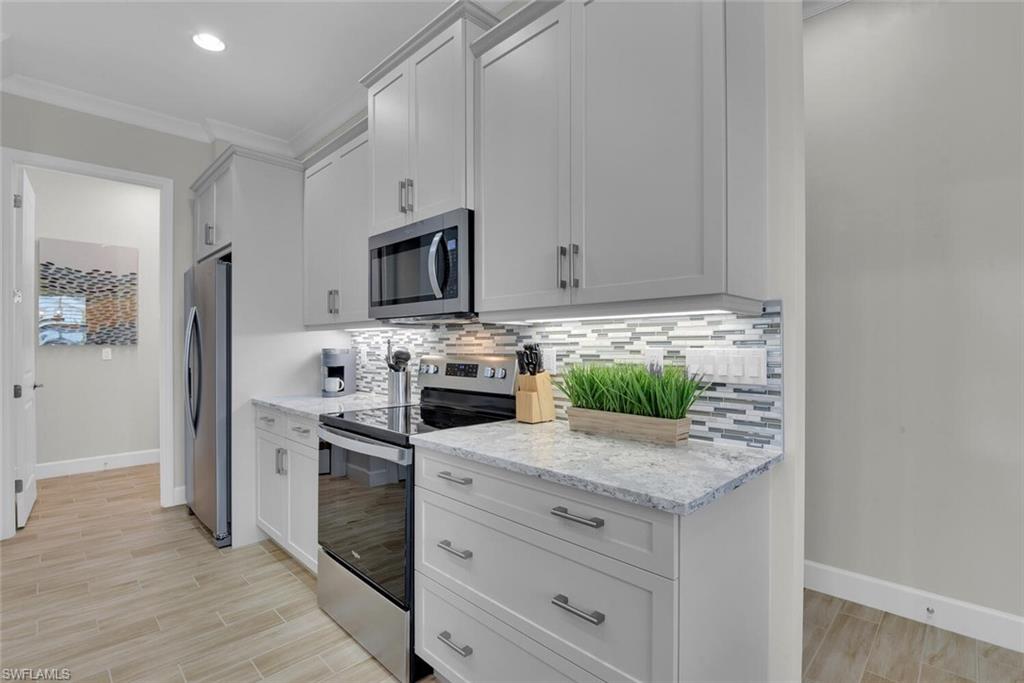 7110 Cayo Coco LN photo 11
