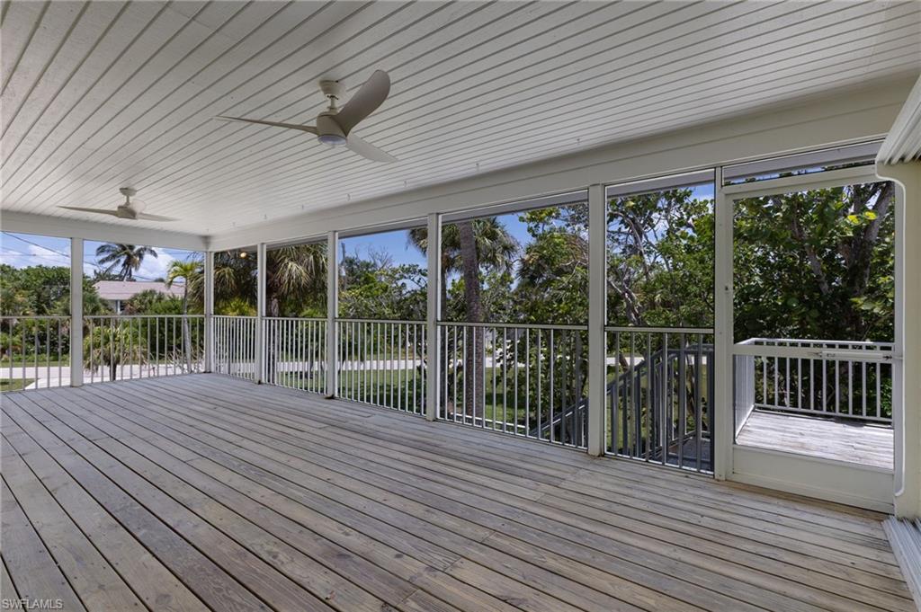 Huge Screened Porch