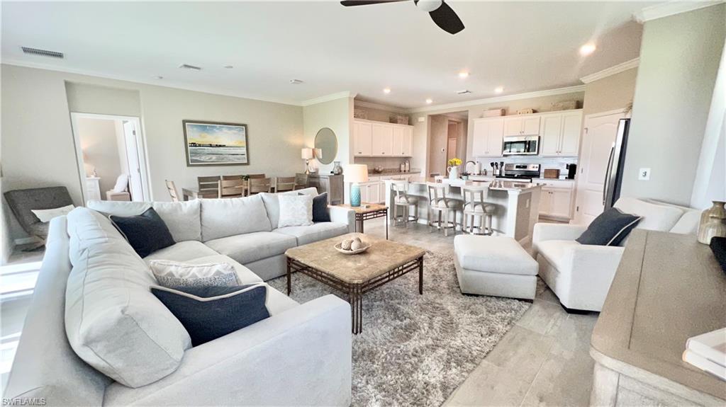 19824 Beechcrest PL