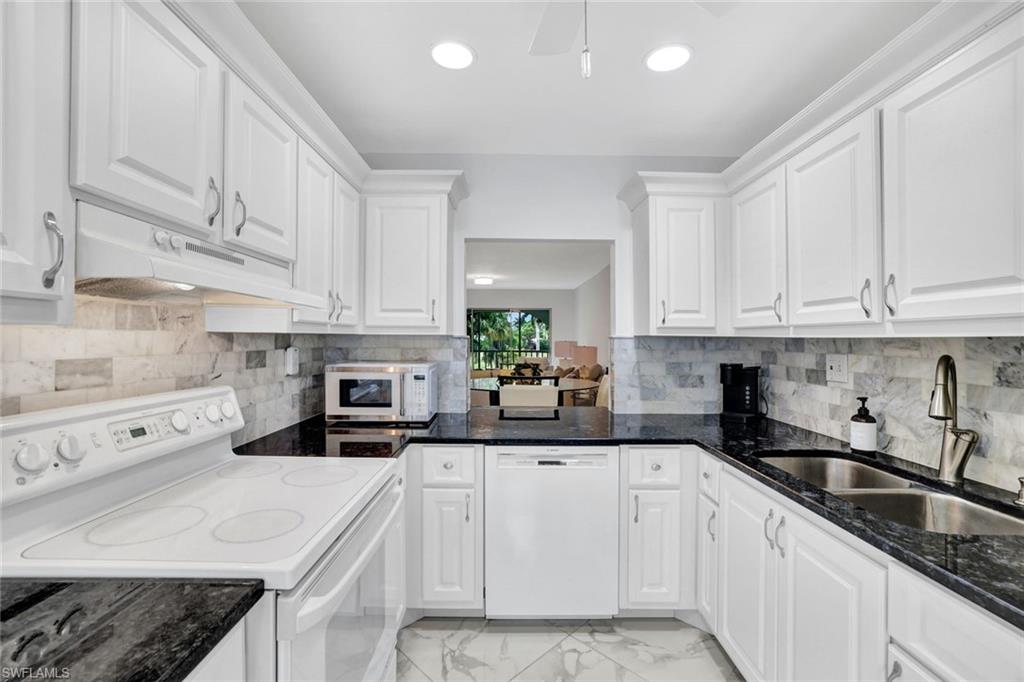 1055 Forest Lakes DR F203