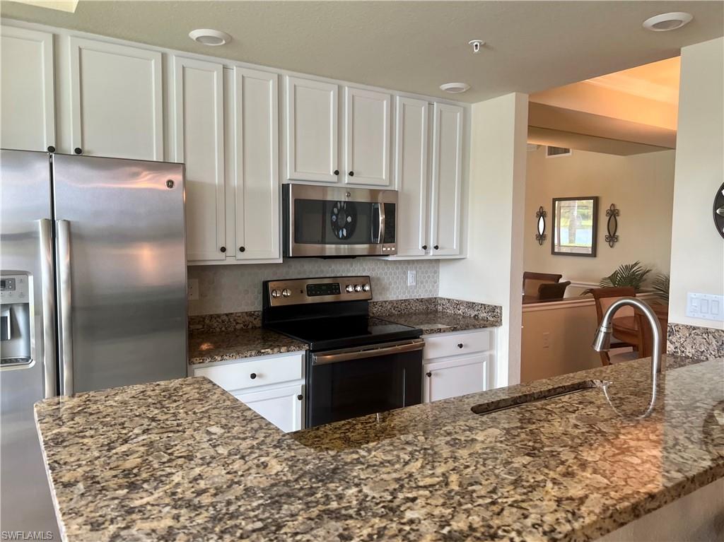 9518 Avellino WAY 2313 photo 17