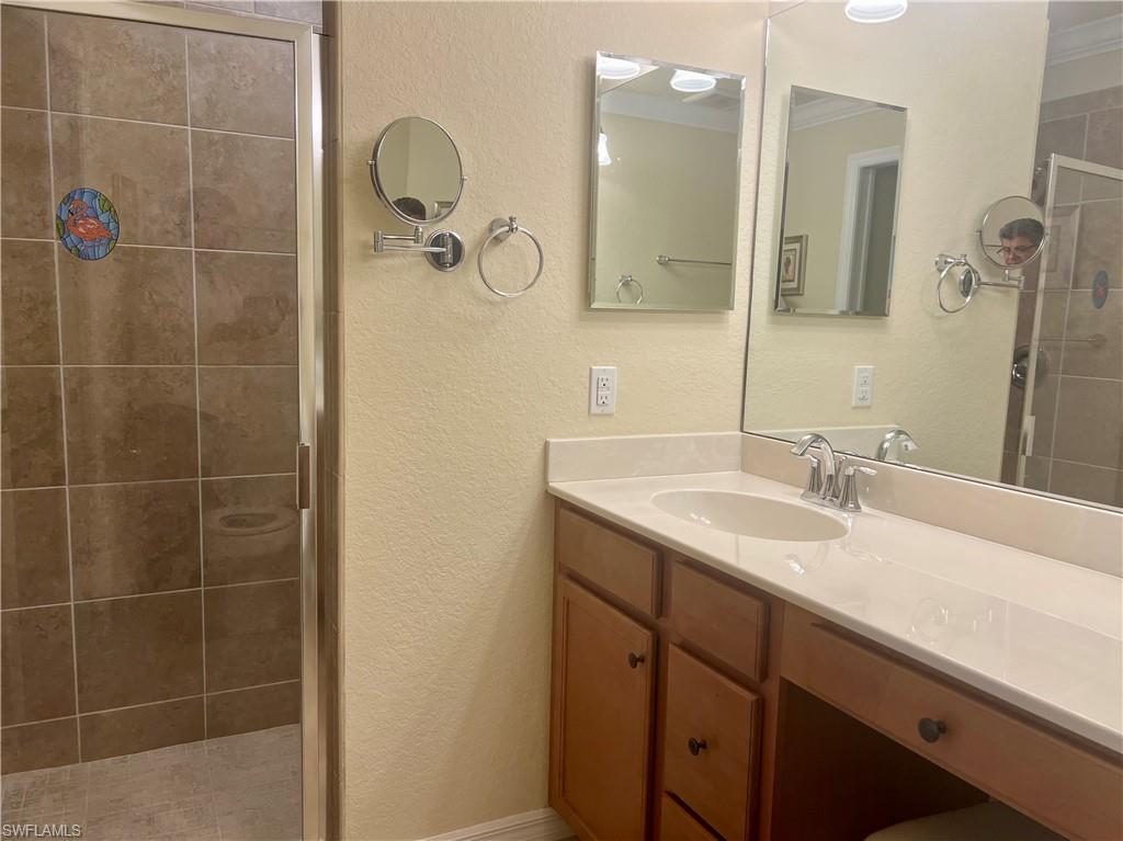 9518 Avellino WAY 2313 photo 26