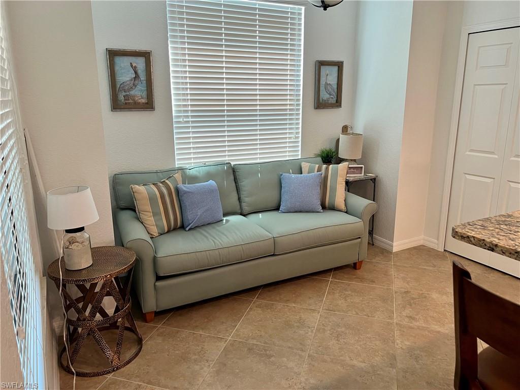 9518 Avellino WAY 2313 photo 10