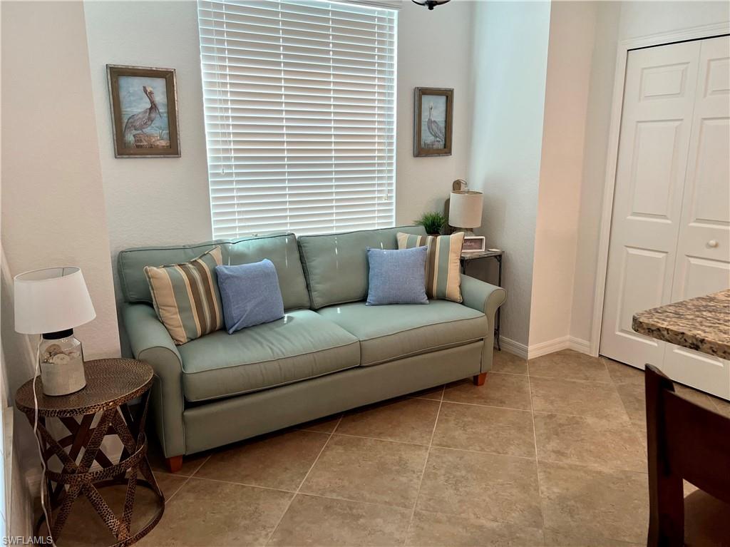 9518 Avellino WAY 2313 photo 11