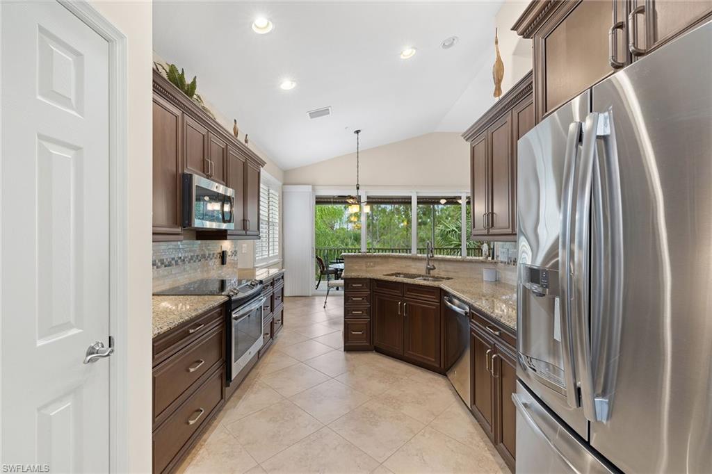 6669 Alden Woods CIR 7-201 photo 11