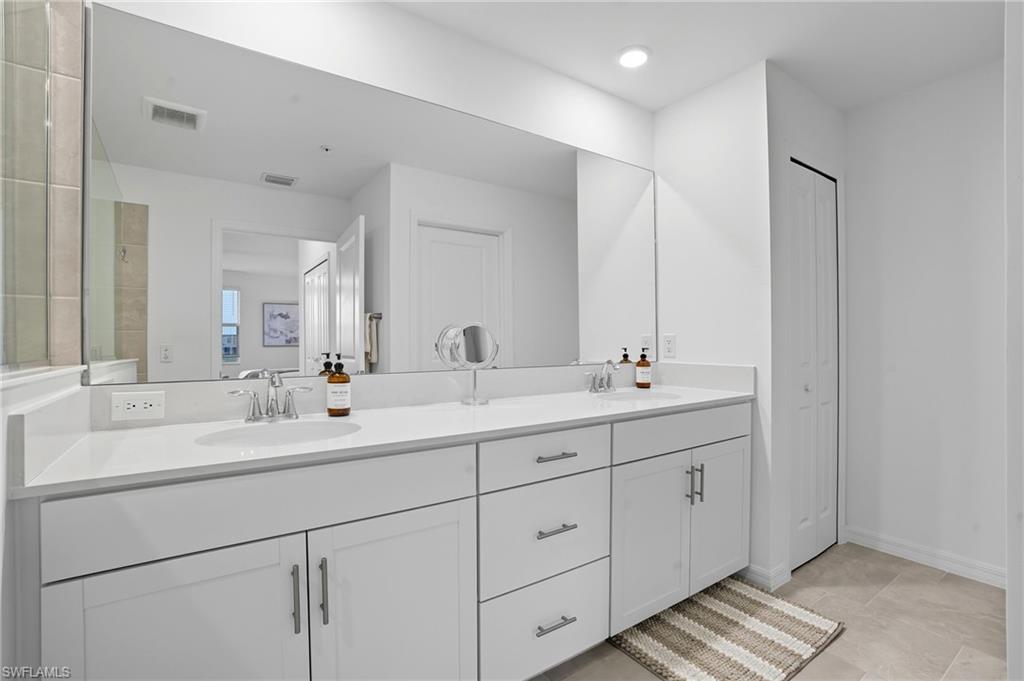 5667 Melbourne CT 7812 photo 23