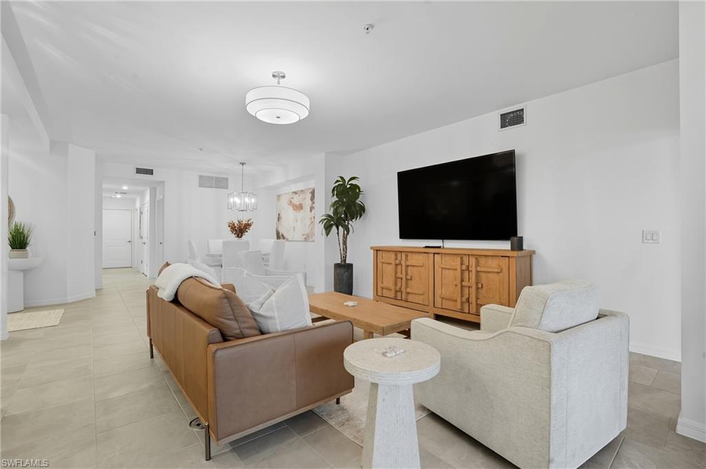 5667 Melbourne CT 7812 photo 6