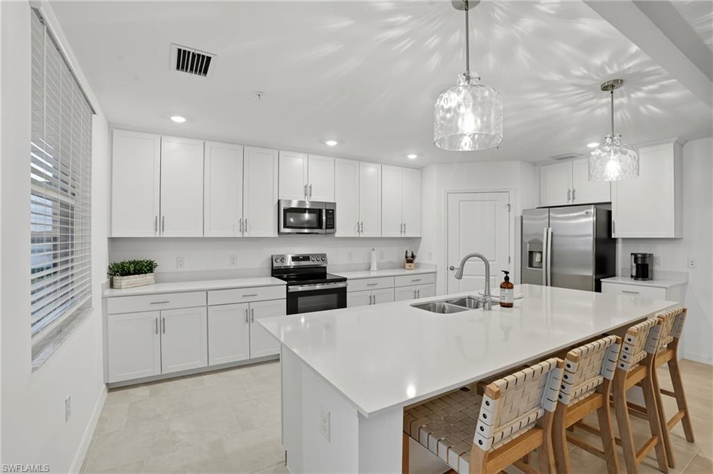 5667 Melbourne CT 7812 photo 9