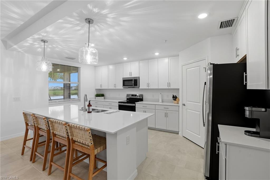 5667 Melbourne CT 7812 photo 8