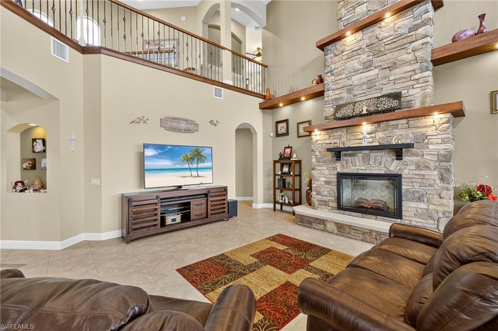 2123 SE 25th LN photo 6