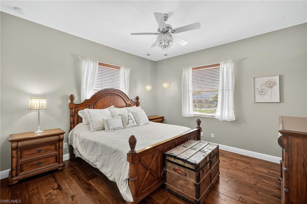 2123 SE 25th LN photo 35