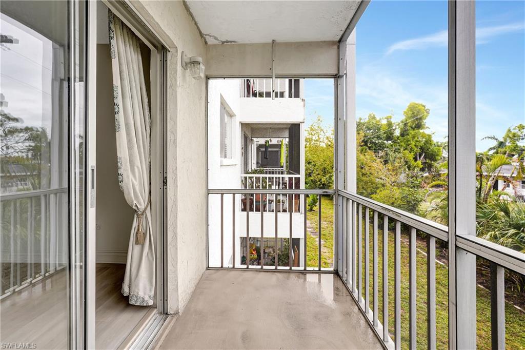 4906 Victoria DR 209 photo 20