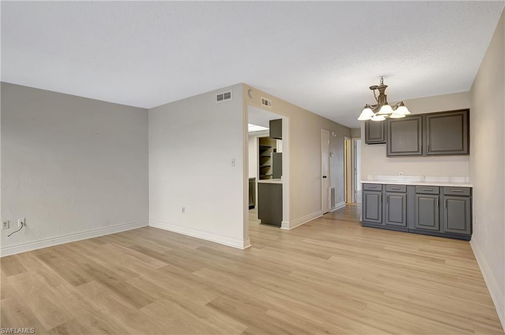 4906 Victoria DR 209 photo 9