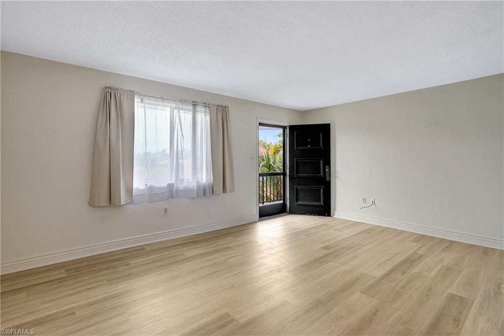 4906 Victoria DR 209 photo 10