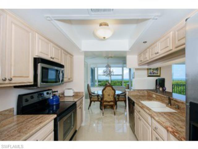 5550 HERON POINT DR 505