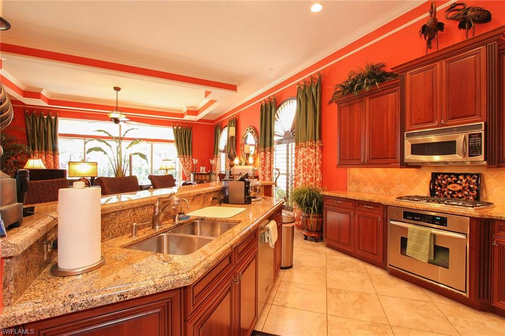 22033 Natures Cove CT photo 8