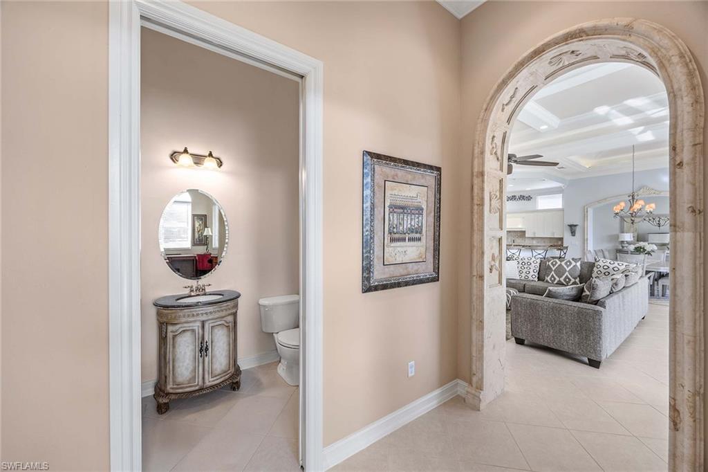8894 Shenendoah CIR photo 27