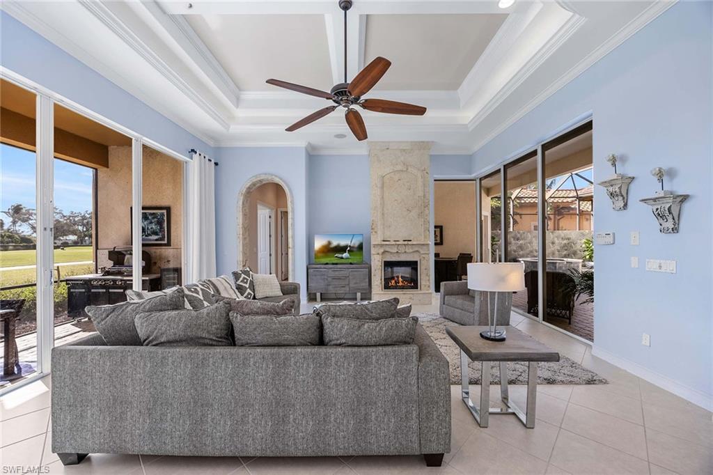 8894 Shenendoah CIR photo 13