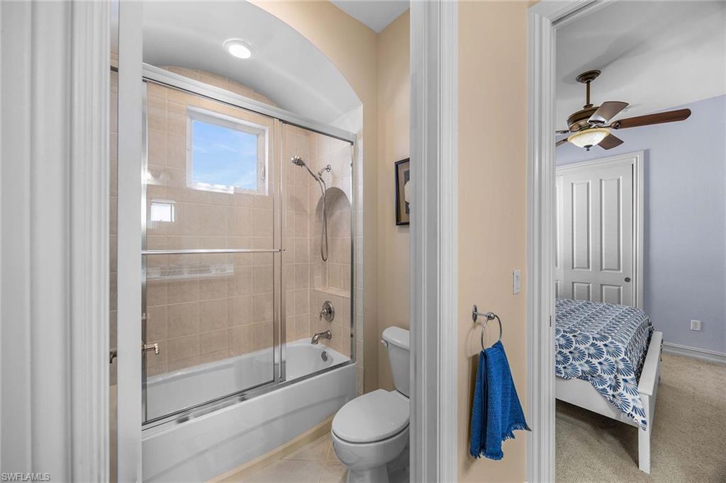 8894 Shenendoah CIR photo 32