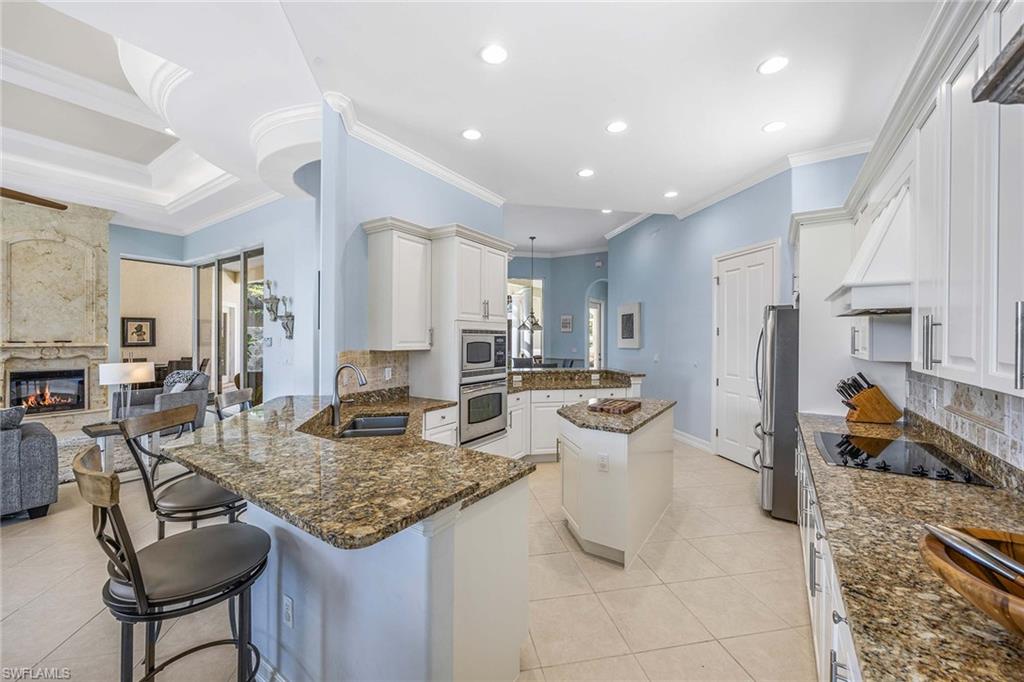 8894 Shenendoah CIR photo 18