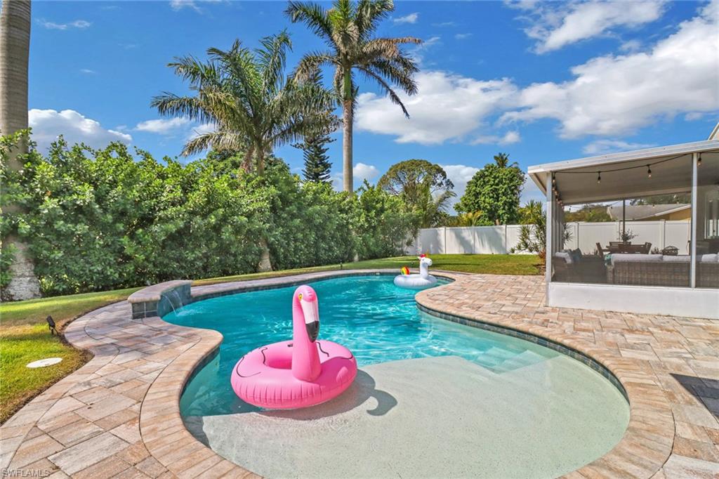 2680 Longboat DR