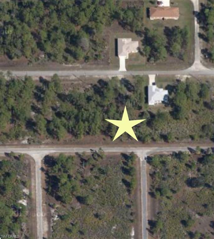 Aerial view of property and surrounding area