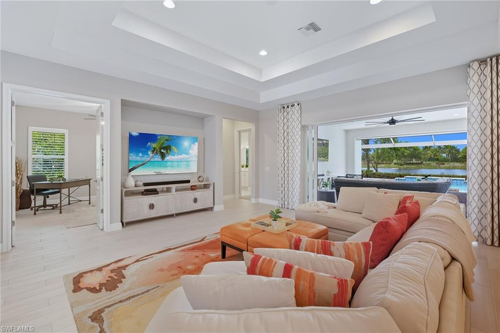 3199 Cotuit LN