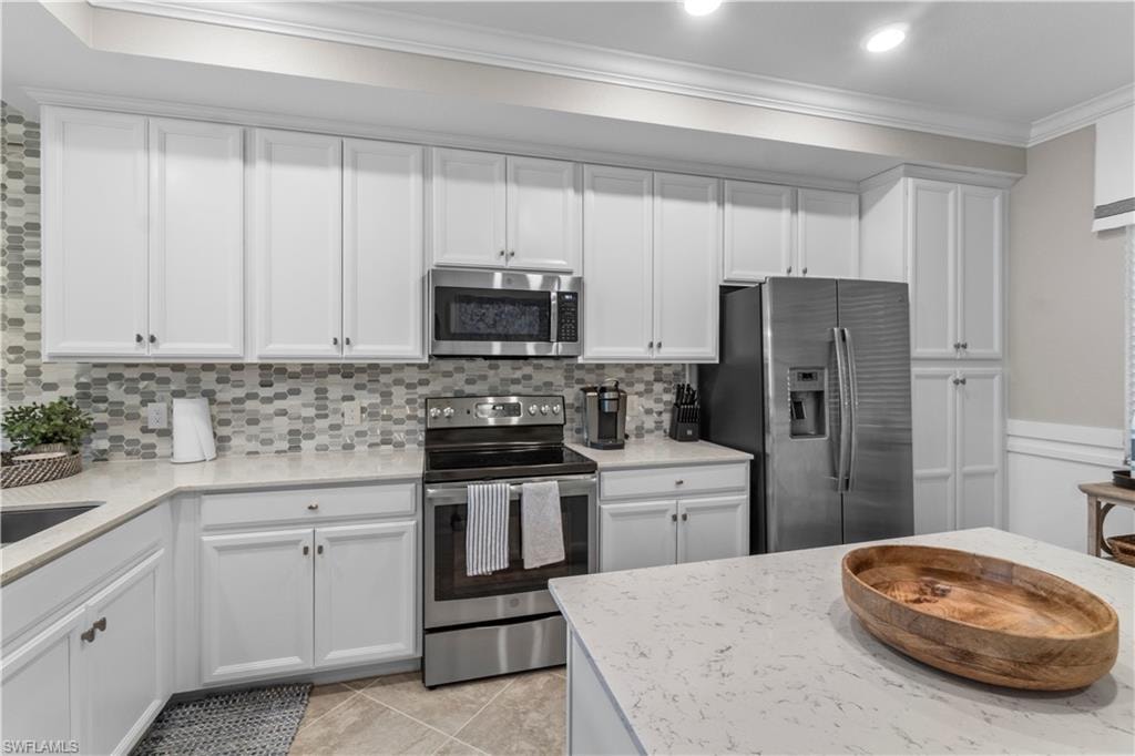 9596 Trevi CT 5425