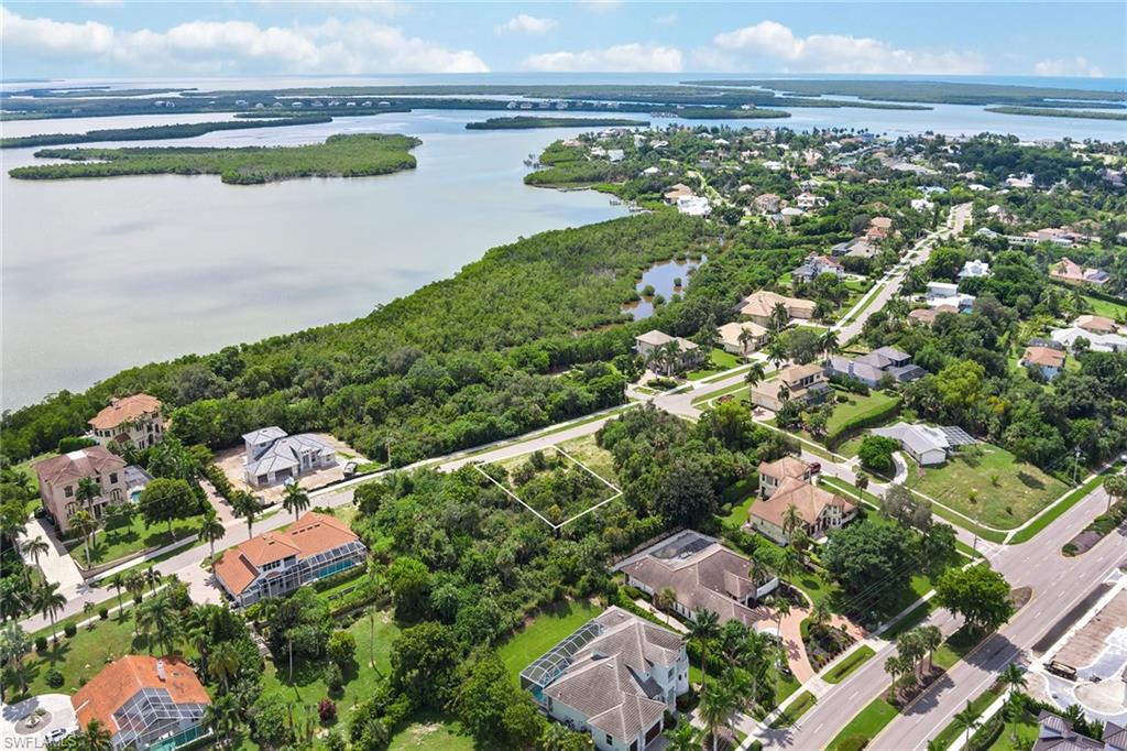 680 Inlet DR photo 9
