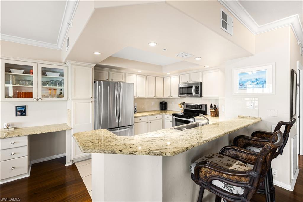 13936 Southampton DR 3901 photo 7