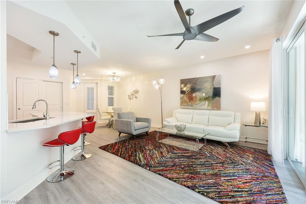 268 Indies DR E 101