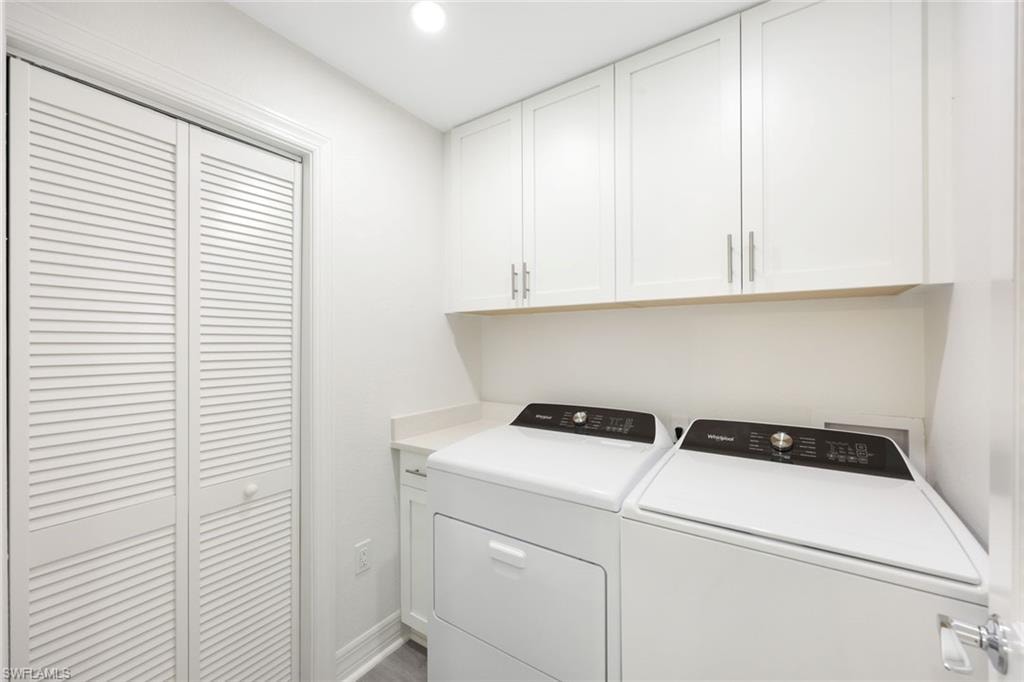 268 Indies DR E 101 photo 15