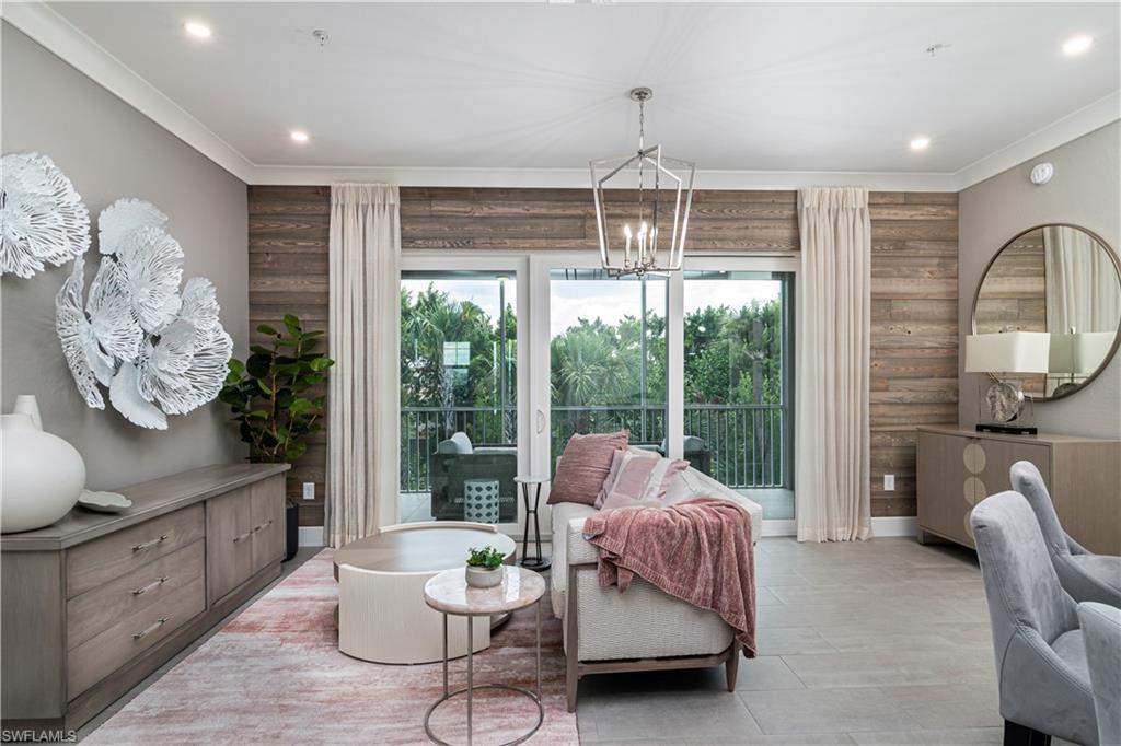 298 Indies DR E 202