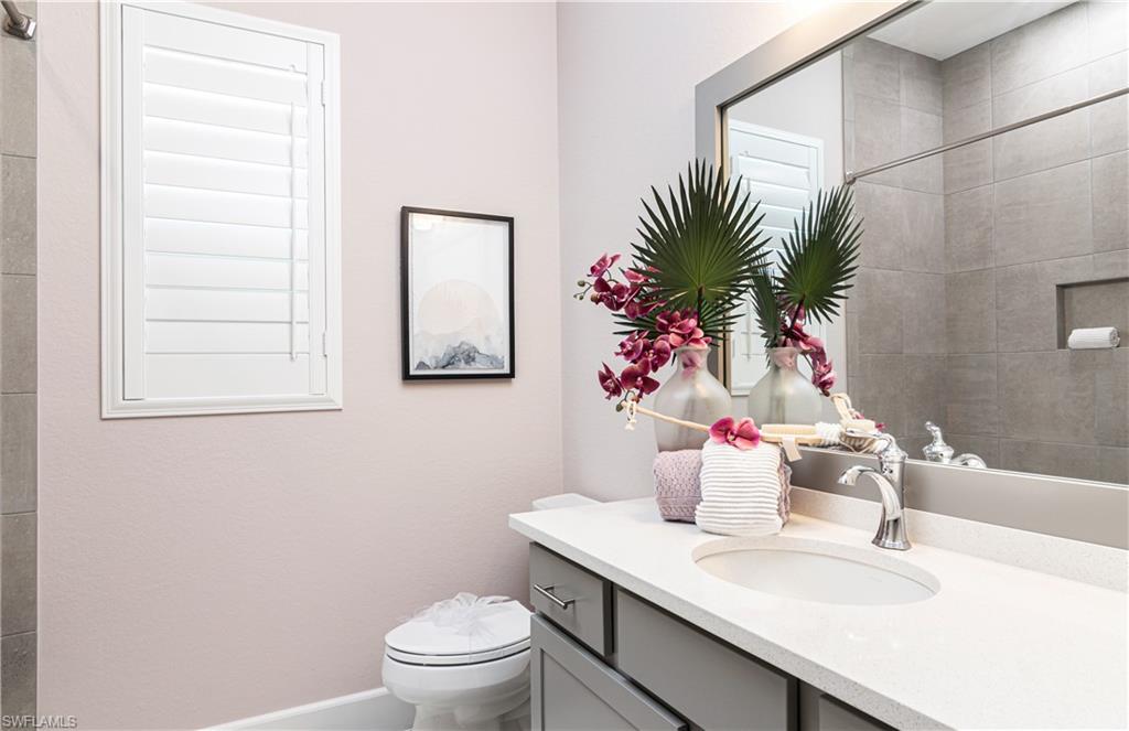 298 Indies DR E 202 photo 8