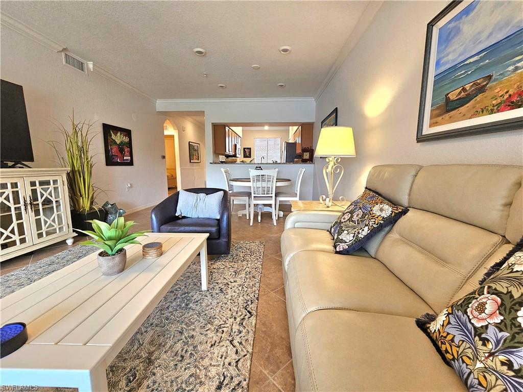 9560 Trevi CT 4814 photo 8